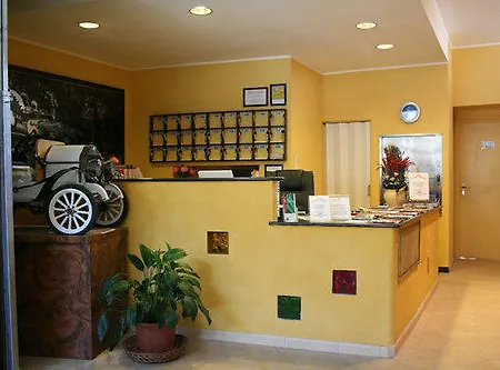 Apart-hotel Ateneo *