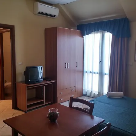 Apart Otel Ateneo
